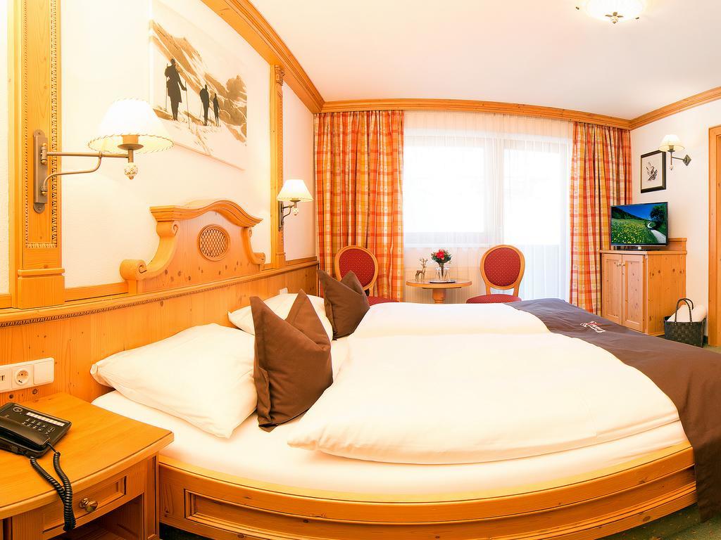 Alpenhotel Tirolerhof Нойштифт-им-Штубайталь Номер фото